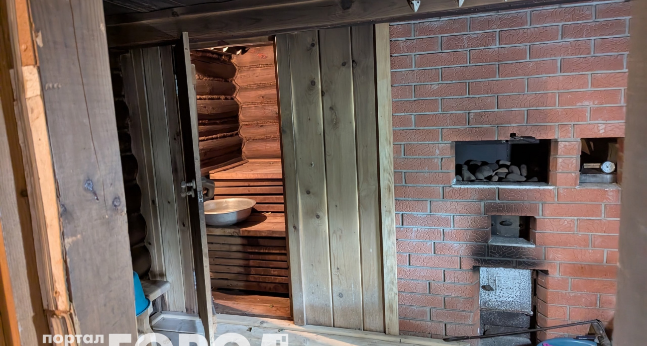 Вставил в стену одну вещь: в бане жарко как в пустыне – тепло даже через неделю после топки