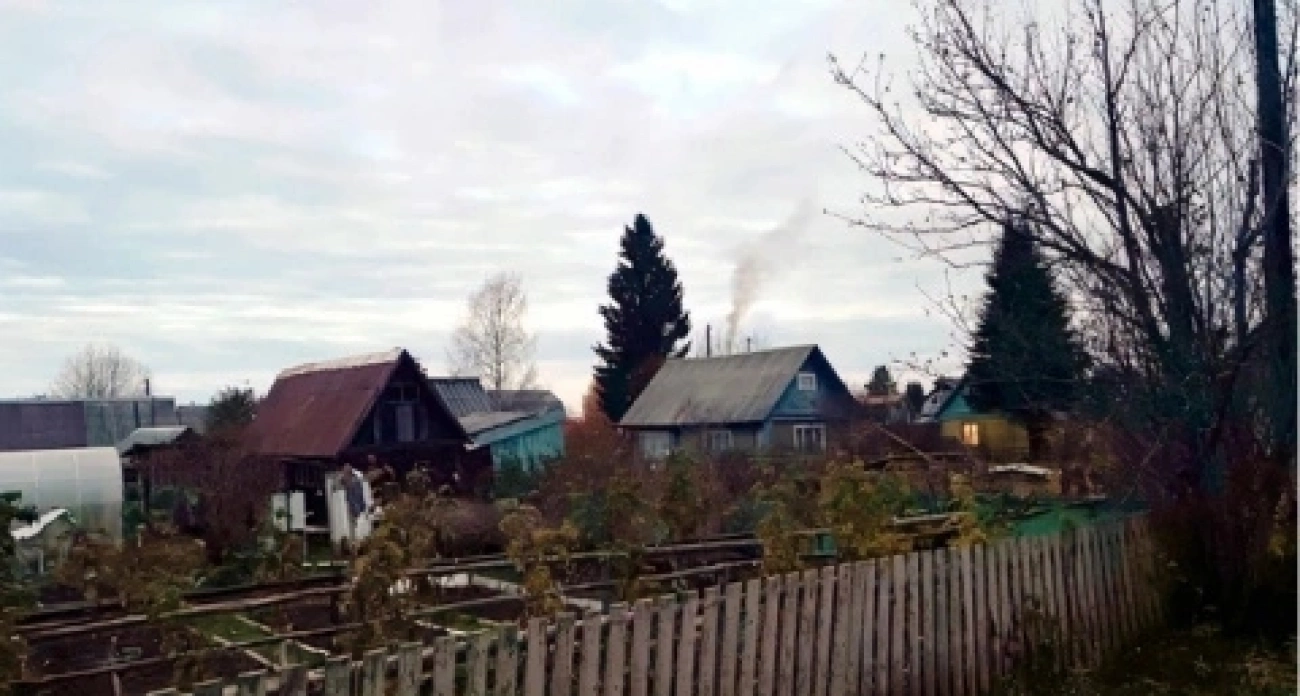 Всем заборам забор: бюджетный, не ржавеет, не просвечивает – никто через него не перелезет