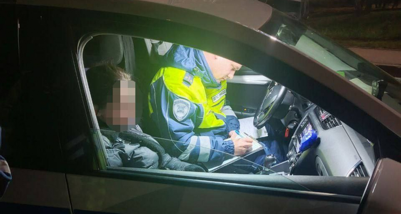 В Чебоксарах задержали пьяную автоледи: поехала за шаурмой