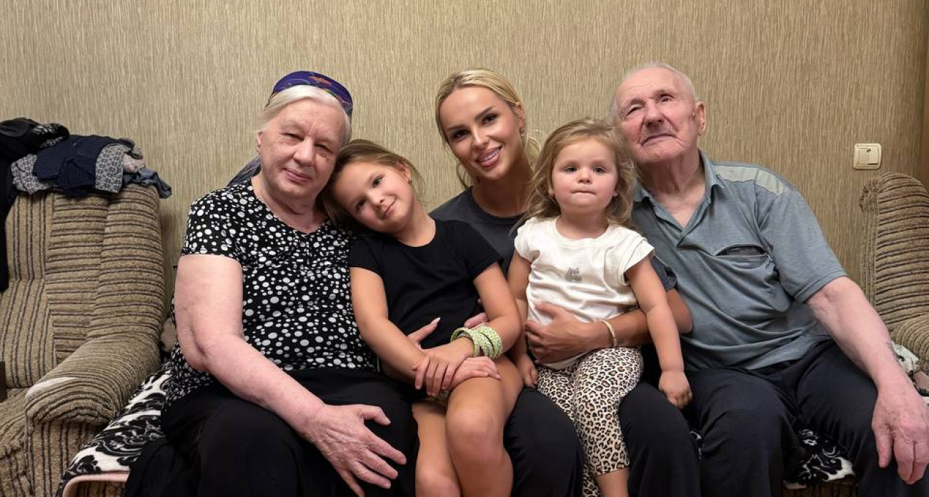 Певица Ханна показала в своих соцсетях, как провела выходные с семьей в Чебоксарах