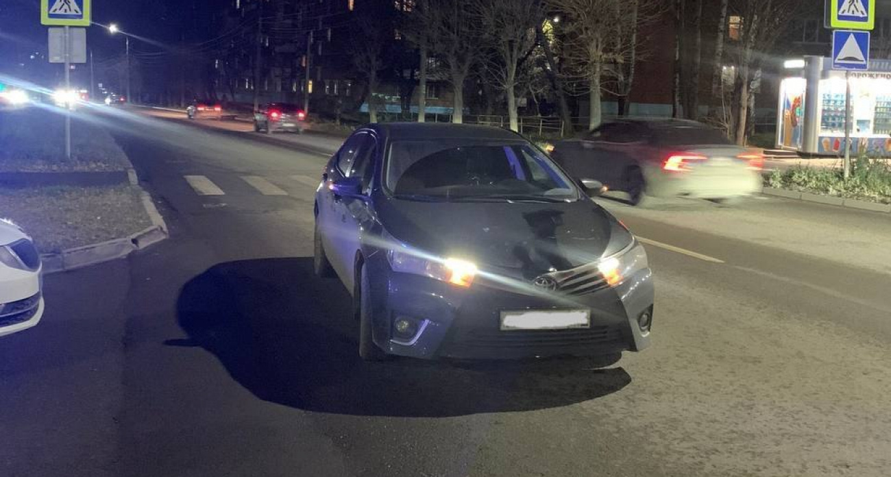 В Чебоксарах водитель сбил ребенка на пешеходном переходе