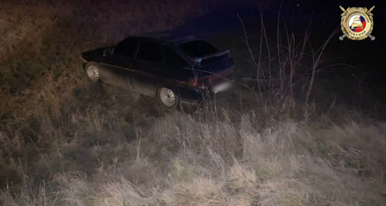 Несовершеннолетний водитель из Татарстана ехал к своей девушке в Козловку, но вылетел в кювет