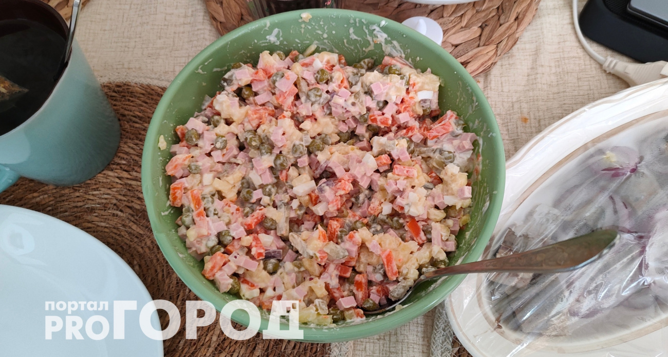 Ради таких скидок не сложно доехать на другой конец города: в "Чижике" можно купить продукты для "Оливье" за копейки