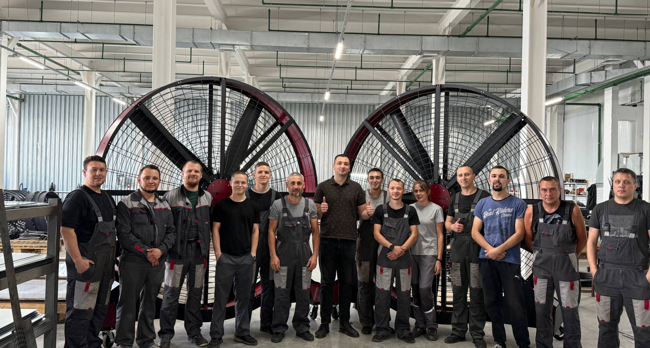 Клава Кока заказала огромные вентиляторы для выступления у производителя из Чебоксар