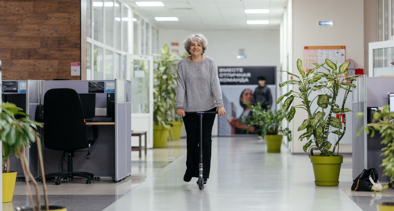 У опыта нет возраста: как Т2 превратила службу поддержки в карьерную площадку для специалистов 50+