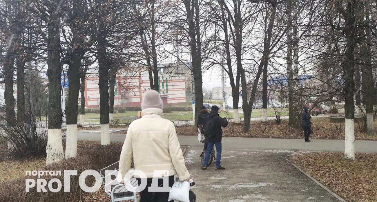 Про деньги и тепло в доме: бонусы к пенсиям, выплаты по больничным и трюк с батареями