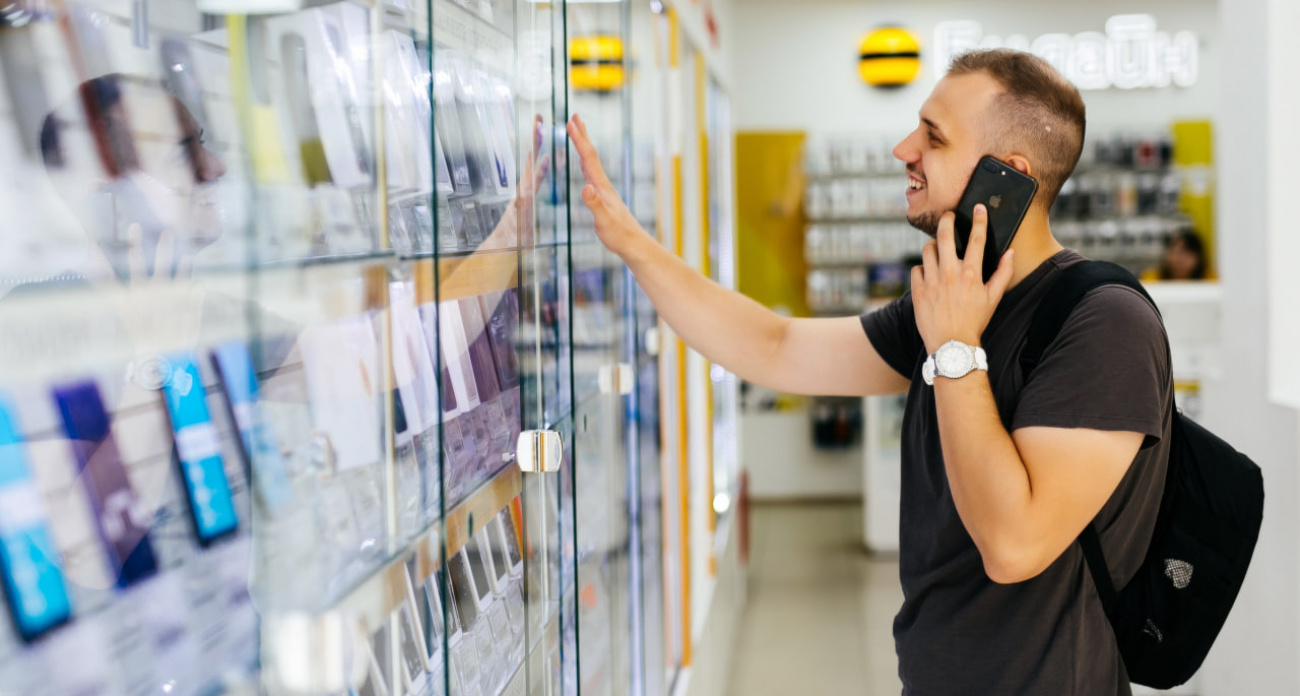 Новогодние комплекты в Билайне: HONOR X9d с выгодой 7 тысяч рублей, бонусными рублями и пауэрбанком 