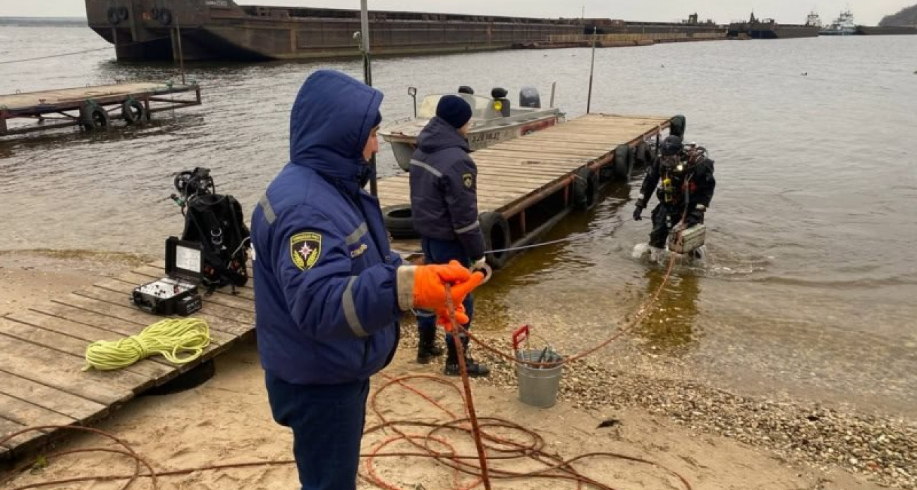 Водолазы-спасатели Чувашии отработали навыки работы под водой