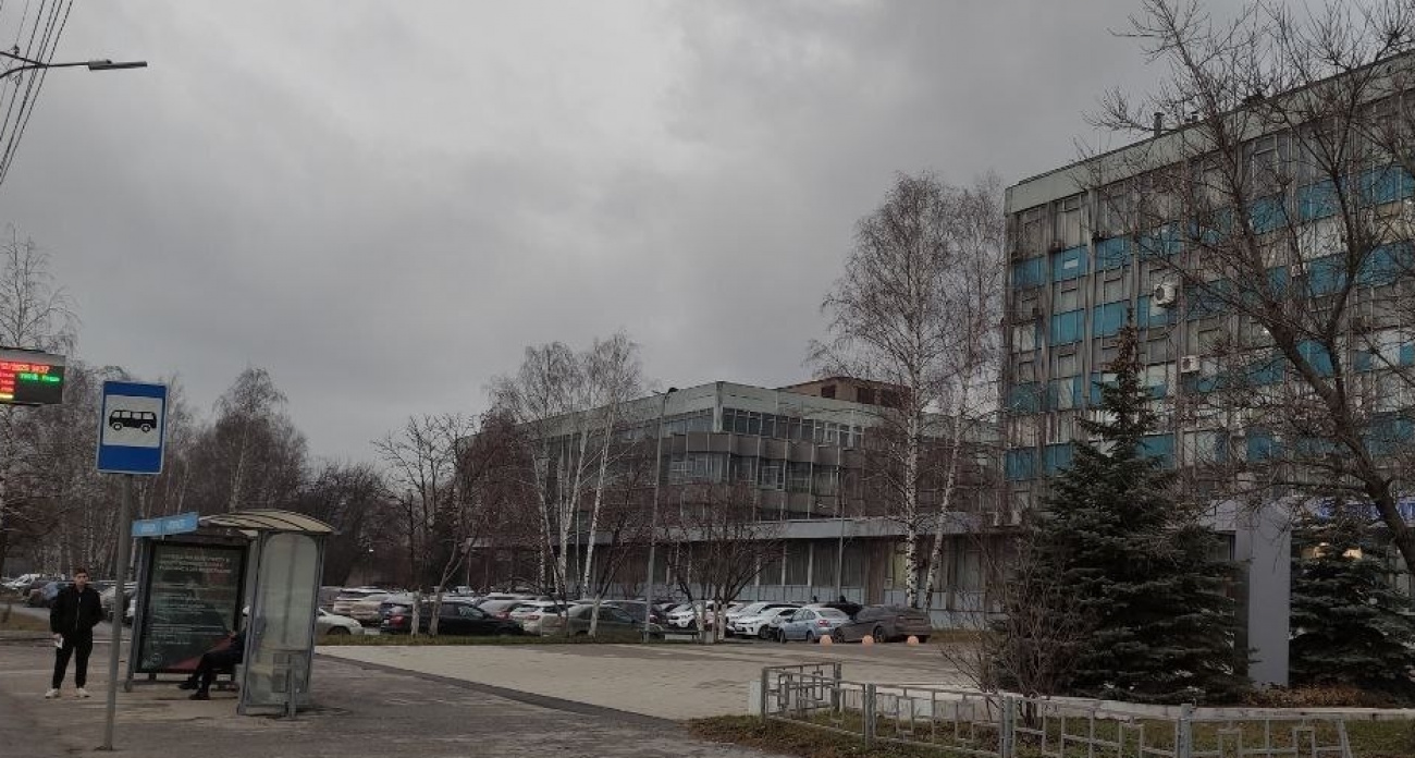 Прокуратура заставила чебоксарских чиновников установить фонари и электронное табло около одной из остановок