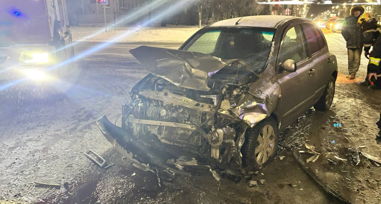 В Чебоксарах столкнулись две иномарки: пострадал ребенок