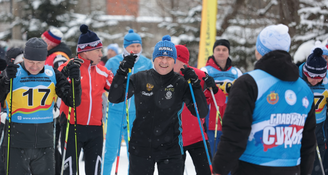Николаев предупредил, что в интернете гуляет сгенерированное нейросетью видео с его участием