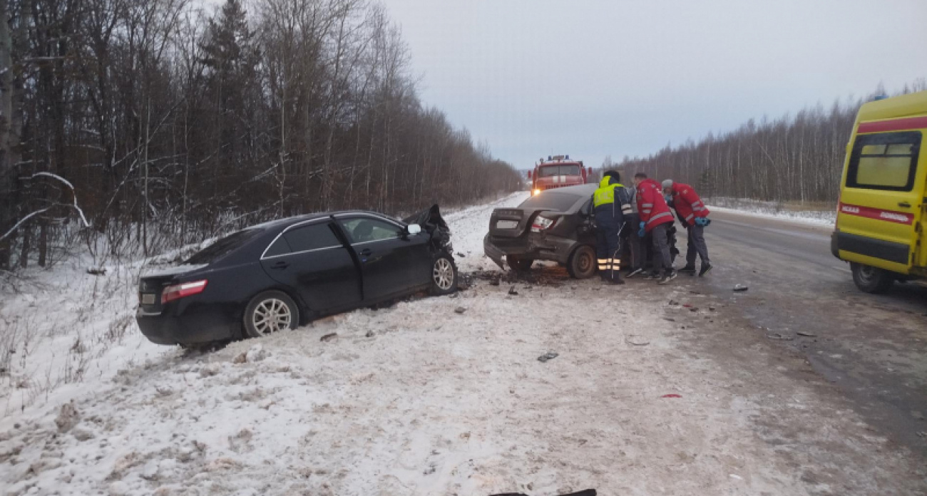По ДТП с тремя погибшими сотрудниками администрации Порецкого района завели дело