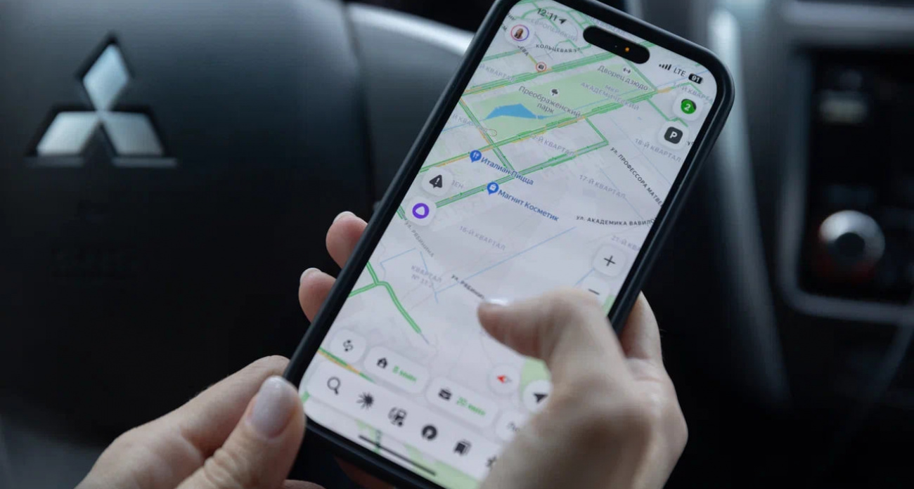 Эксперт телекома: какие гаджеты нельзя оставлять в машине зимой 