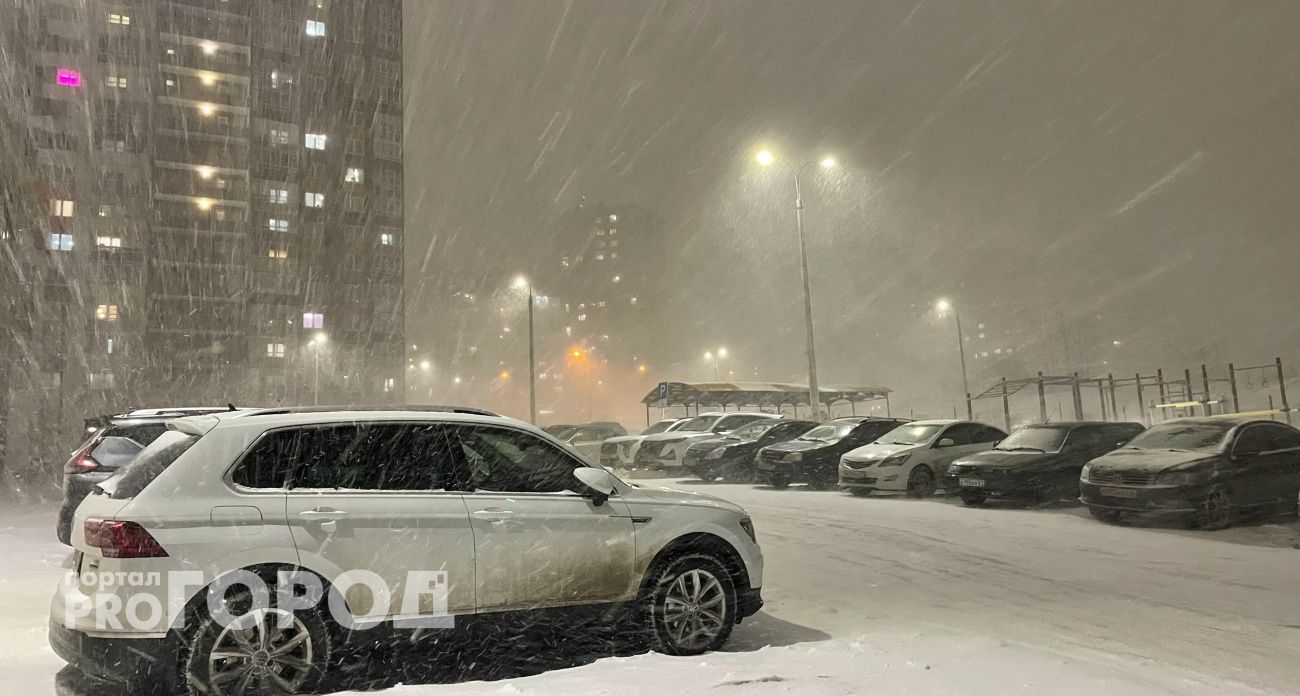 Метели, сильный ветер и гололедица со снежными заносами: "желтый" уровень погодной опасности ждет Чувашию