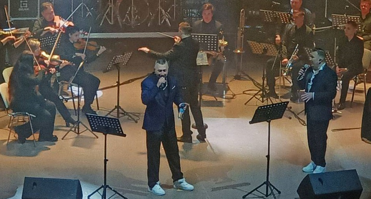 Ставший известным в России рэпер Карандаш отыграл три sold-out-концерта в Чебоксарах