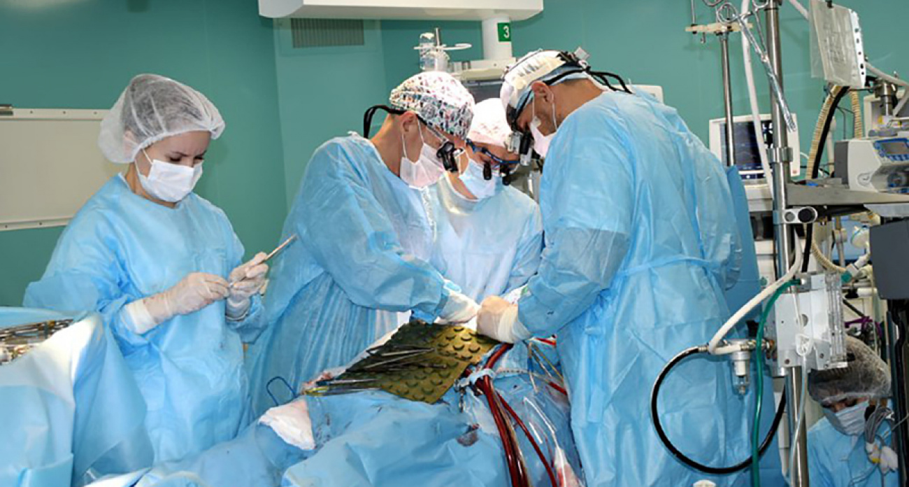 Хирурги Чувашии провели уникальную операцию на сердце без повреждения костей грудной клетки