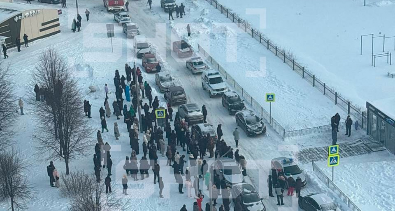 В Нижнекамске ученик напал на лицей и ранил ножом 53-летнюю вахтершу