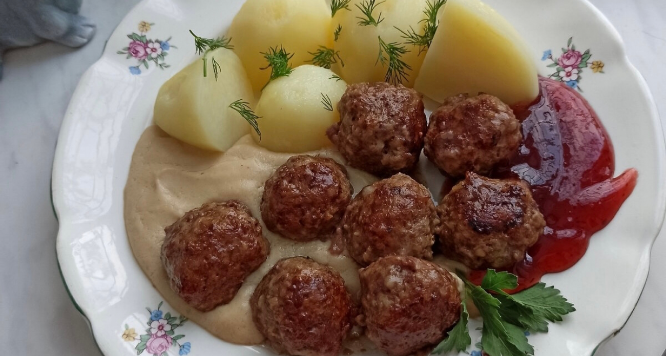 Делаю дома и получаю легендарный вкус: фрикадельки как из "Икеа" за 20 минут