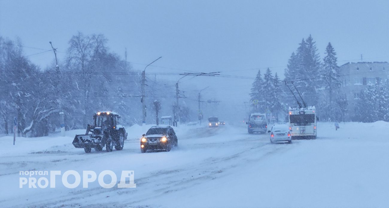 Метель, гололед и снежные заносы: снегопады никак не отпускают Чувашию
