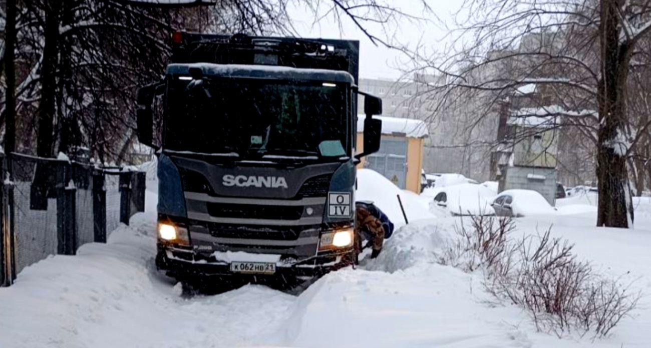 Регоператор предупредил о сбоях вывоза мусора в Чувашии из‑за аномальных снегопадов