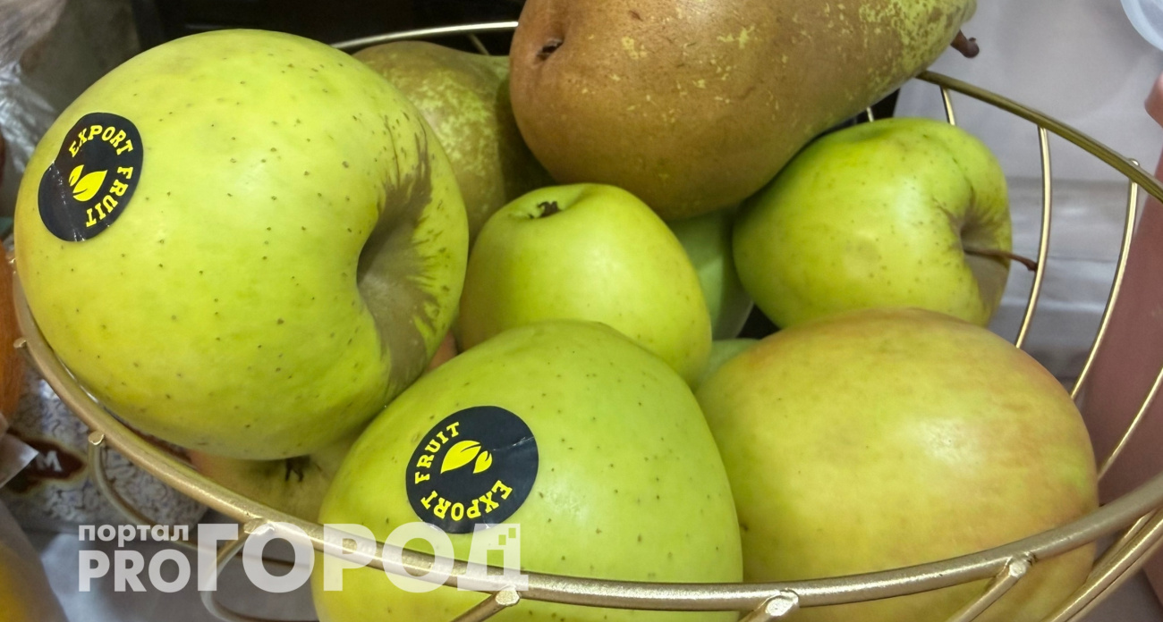 Йод или яд: можно ли есть косточки яблока – объяснил врач