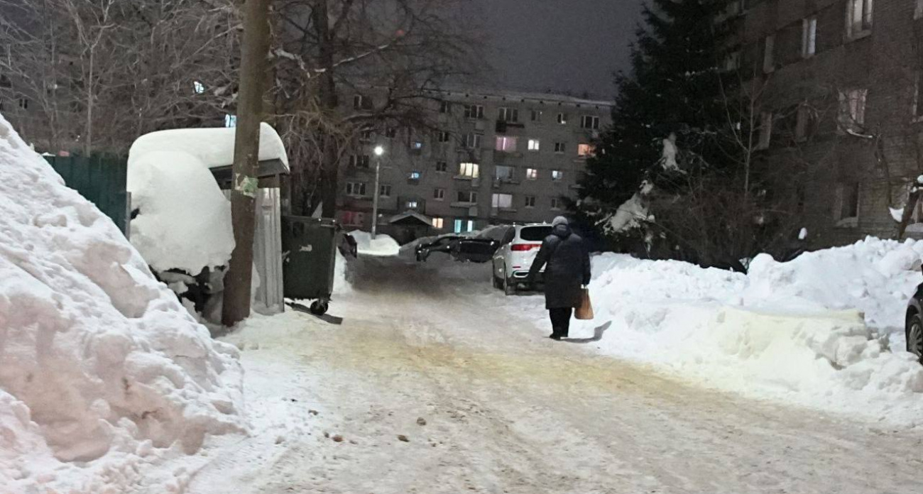 Чиновники объехали Чебоксары и нашли новые места, где плохо убирают снег