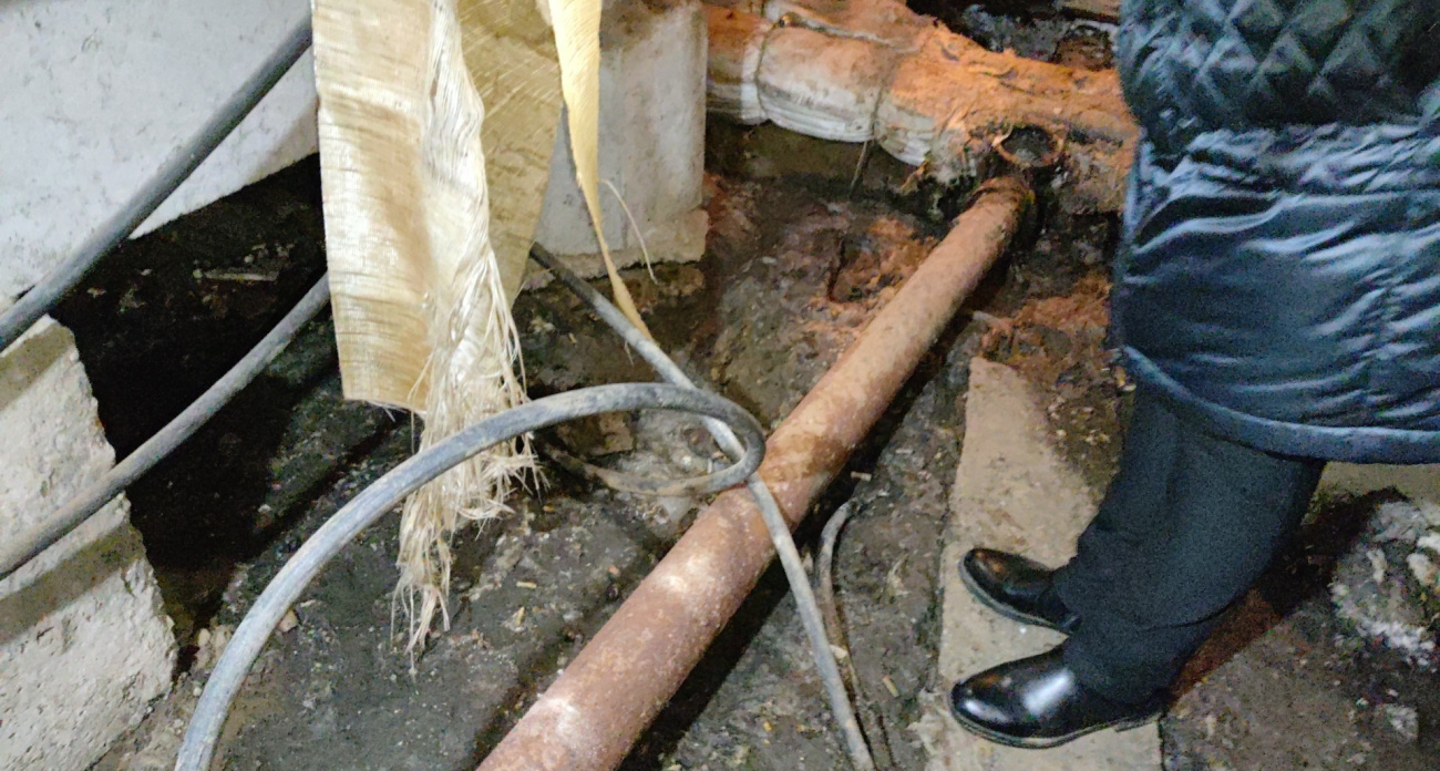 В Шемурше прокуратура требует от властей заняться изношенными на 100 процентов трубами