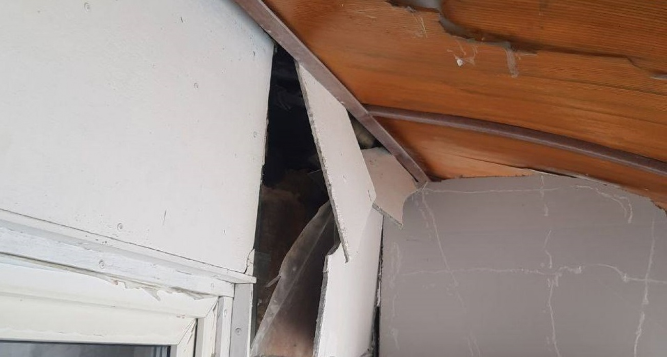 По факту повреждения крыши многоквартирного дома на улице Короленко в Чебоксарах возбуждено уголовное дело