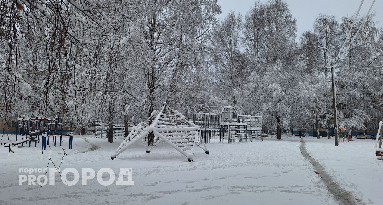 МЧС предупреждает жителей Чувашии о непогоде: ветер, гололед и налипание снега 