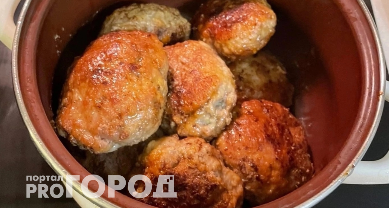 Больше не добавляю сырой лук в котлеты: всего один ингредиент – и котлеты стали сочнее, чем у бабушки