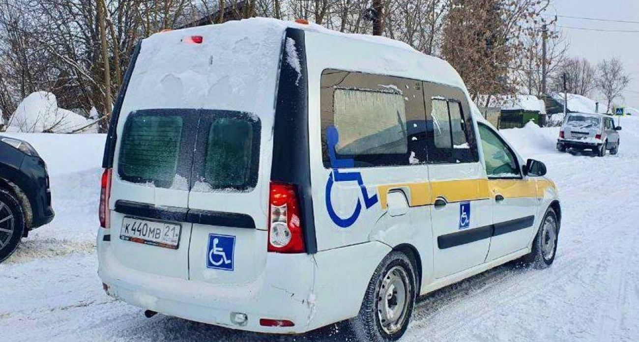 «Даже такси не приезжает»: как в Чувашии спасают пожилых от медицинской изоляции