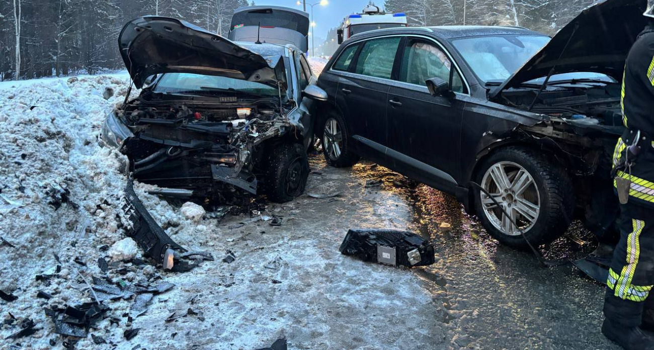 На подъезде к Чебоксарам произошло ДТП с пострадавшими