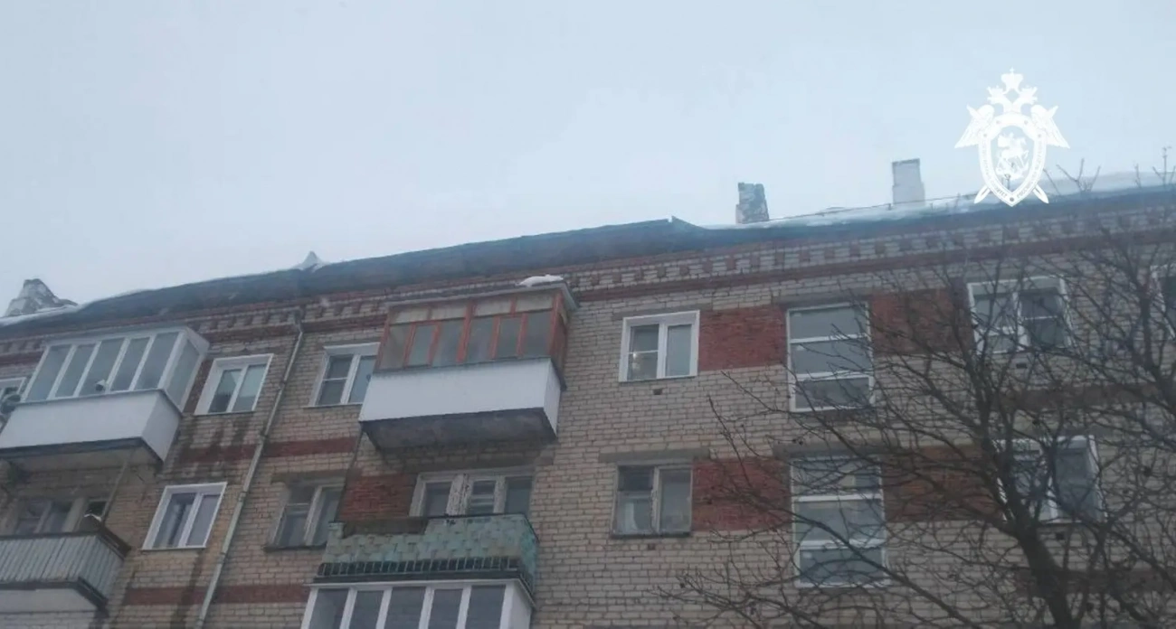 В Алатыре возбудили уголовное дело из-за обрушения крыши многоквартирного дома под тяжестью снега