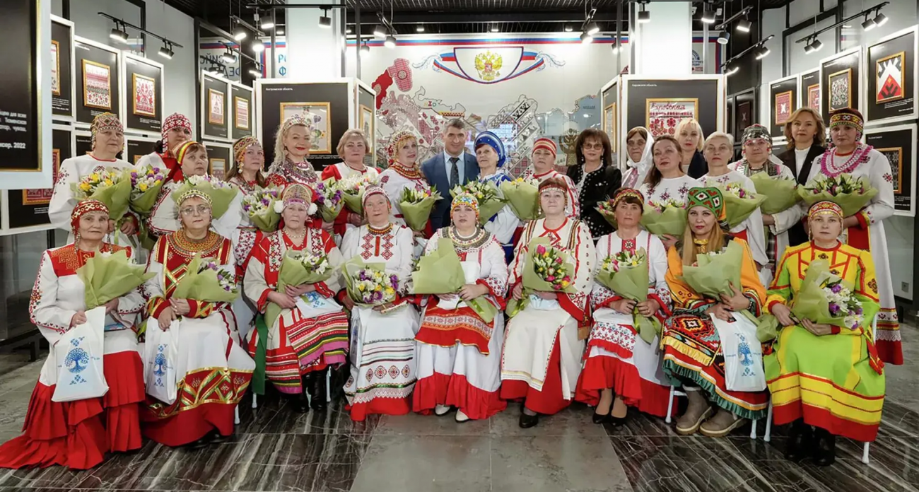 Свыше 30 мер поддержки: что получают семьи участников СВО в Чувашии