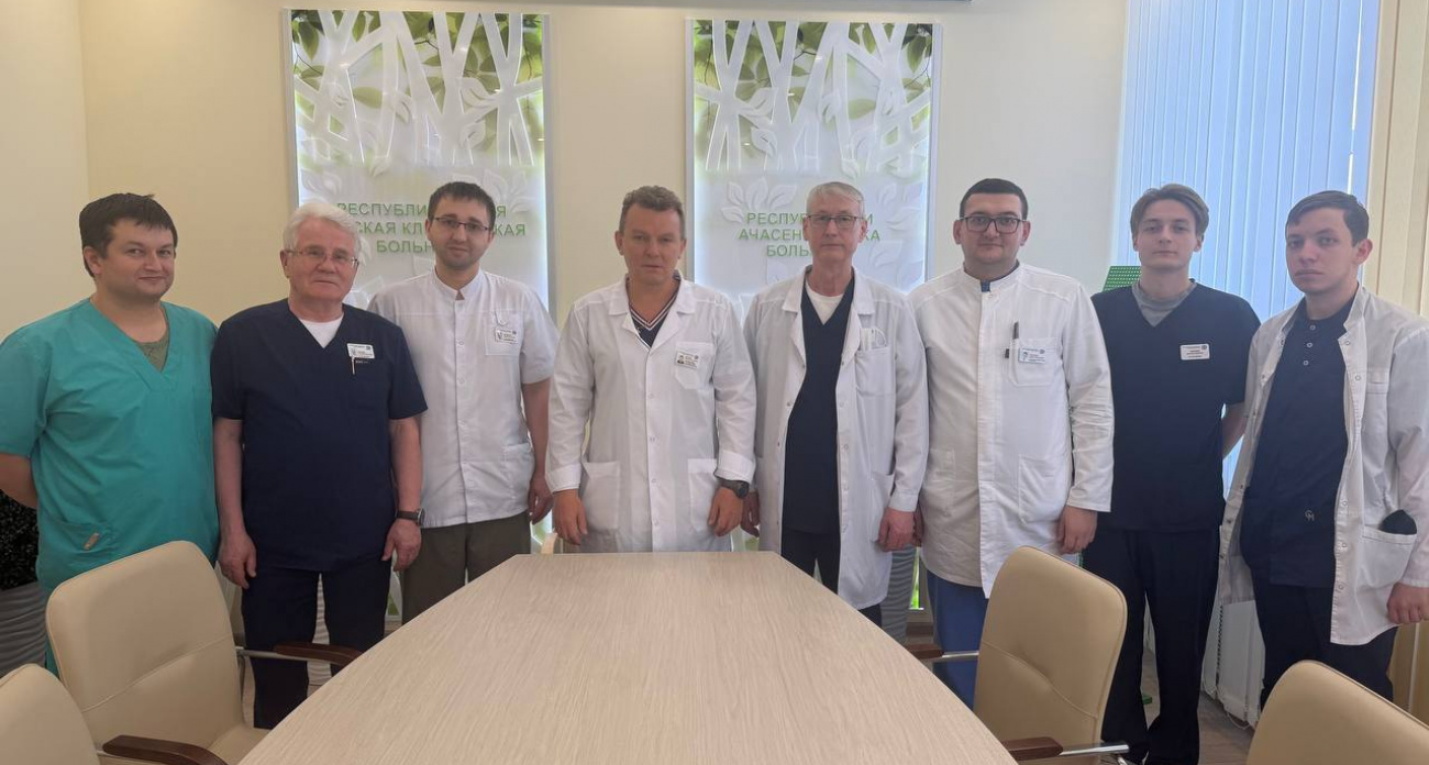 Пенопласт, семечки и перчатка: чебоксарские медики ежедневно достают разные предметы из детей 