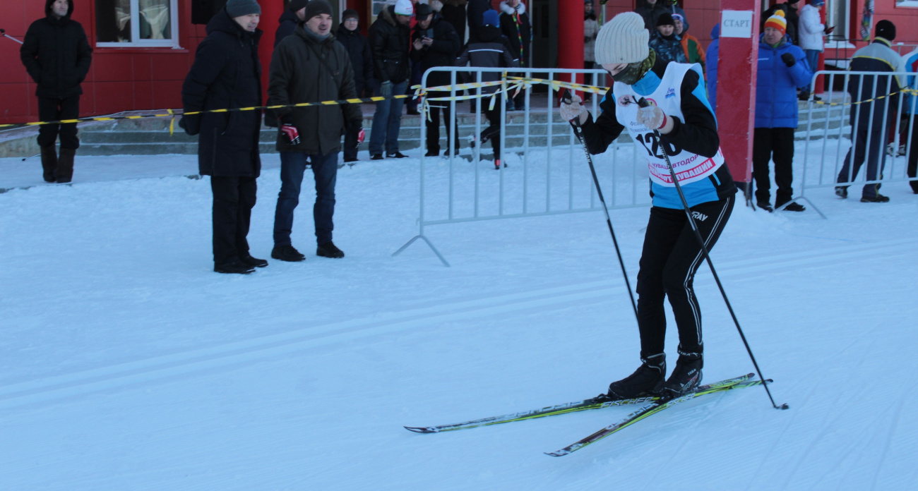 Жительница Чувашии добилась возбуждения дела из-за травмы племянницы и поздравление матери героя – главные новости за 8 марта в Чебоксарах