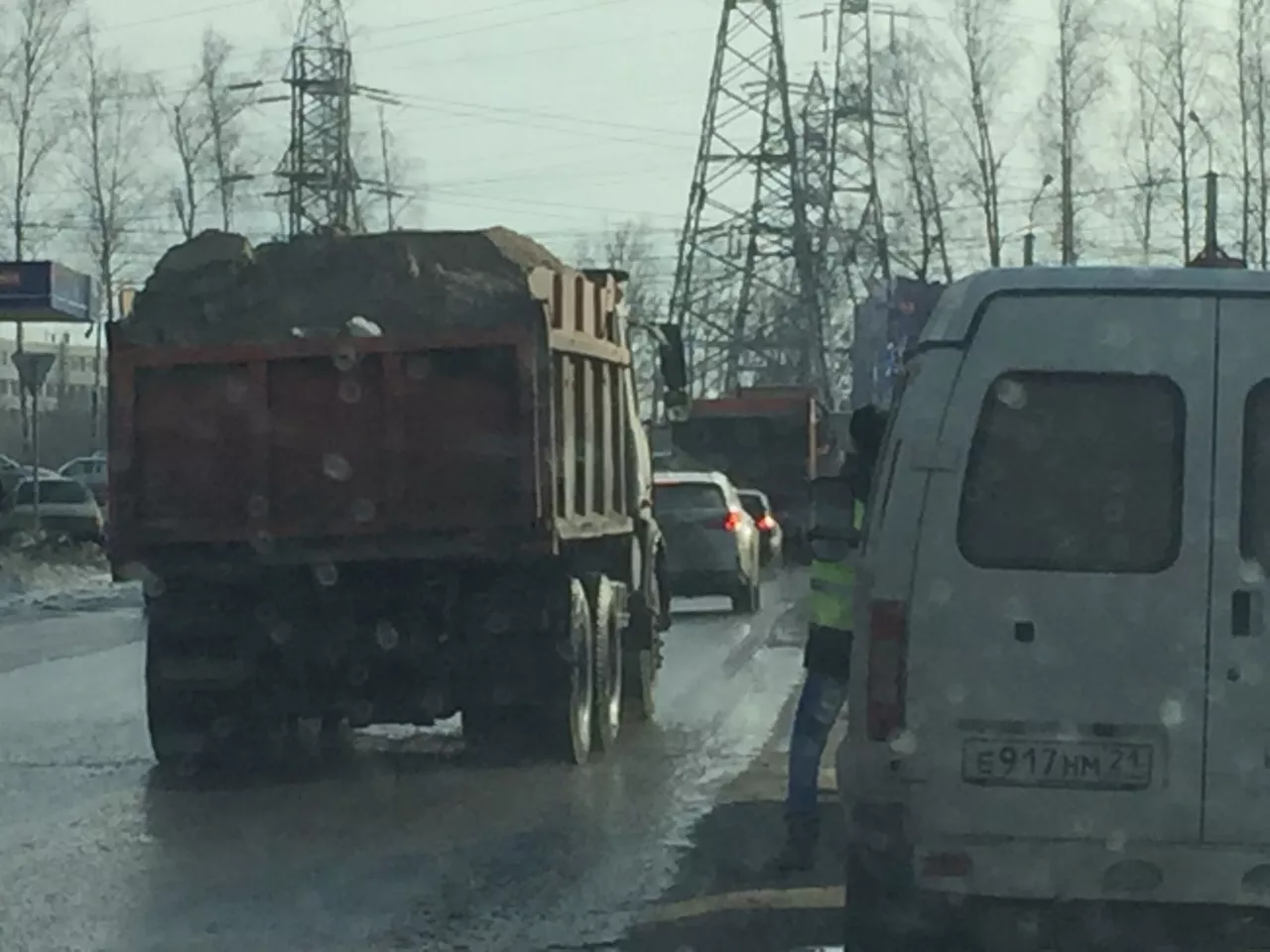 Фото к статье: Работники весового контроля в Чебоксарах не слушаются Ладыкова