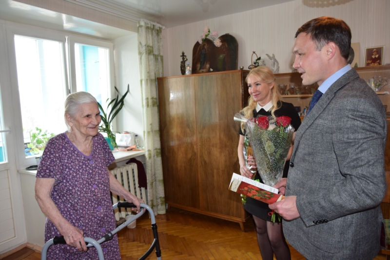 Жительница Чебоксар отметила 90-ый день рождения и раскрыла секрет долголетия