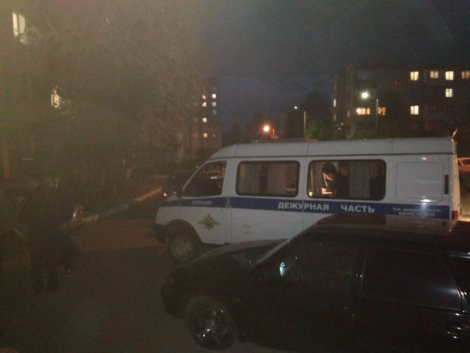 В Новочебоксарске у подъезда нашли тело 20-летнего парня