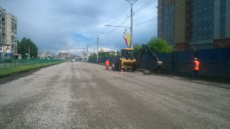 В Чебоксарах на месяц раньше начали ремонтировать дорогу в Новоюжном районе