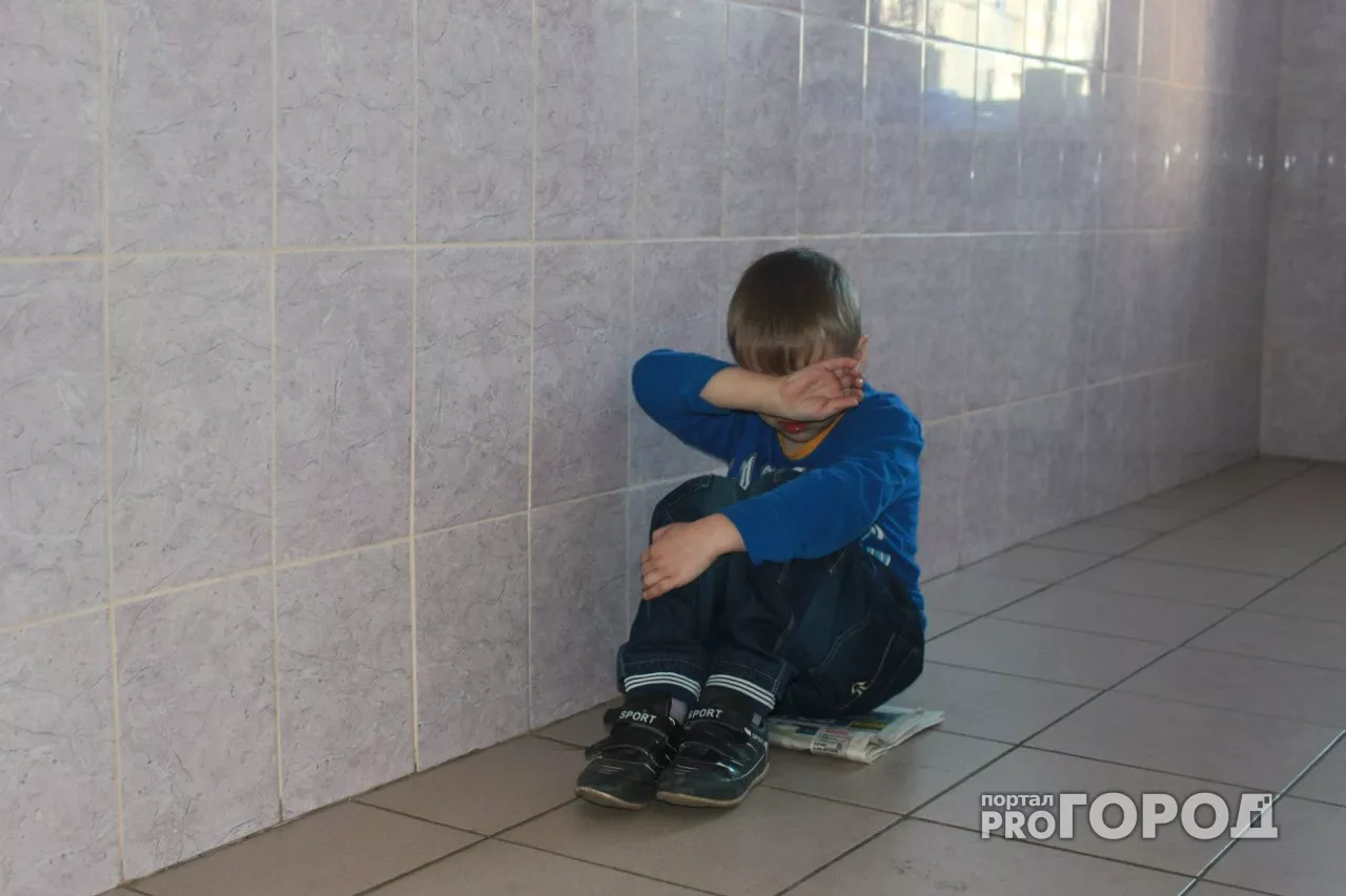 Фото к статье: В Вурнарском районе женщина четыре года истязала приемных детей