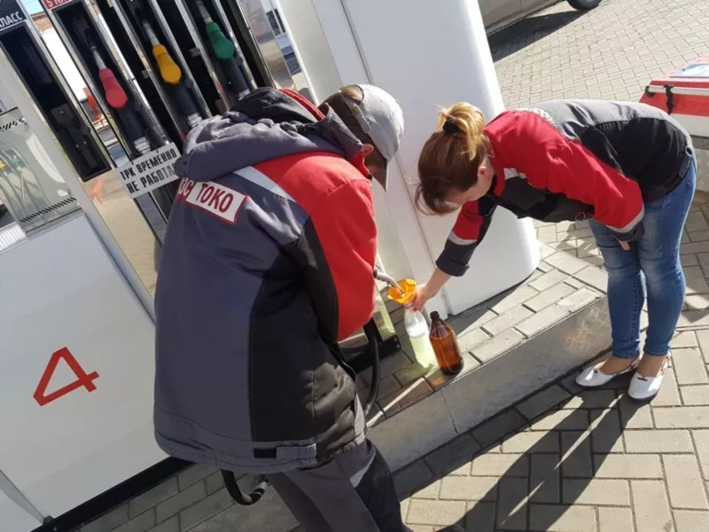 Фото к статье: В Чувашии не все АЗС прошли проверку на качество бензина