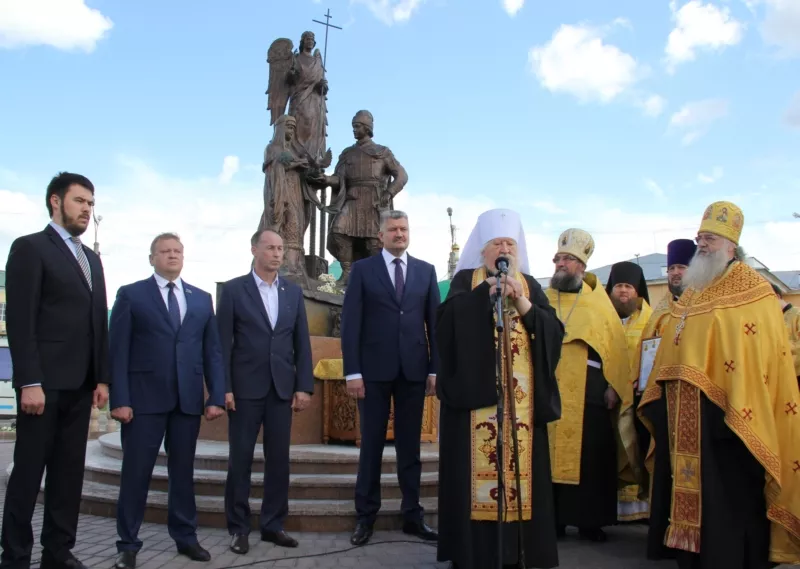 Фото к статье: Чувашский митрополит Варнава призвал жителей не разводиться