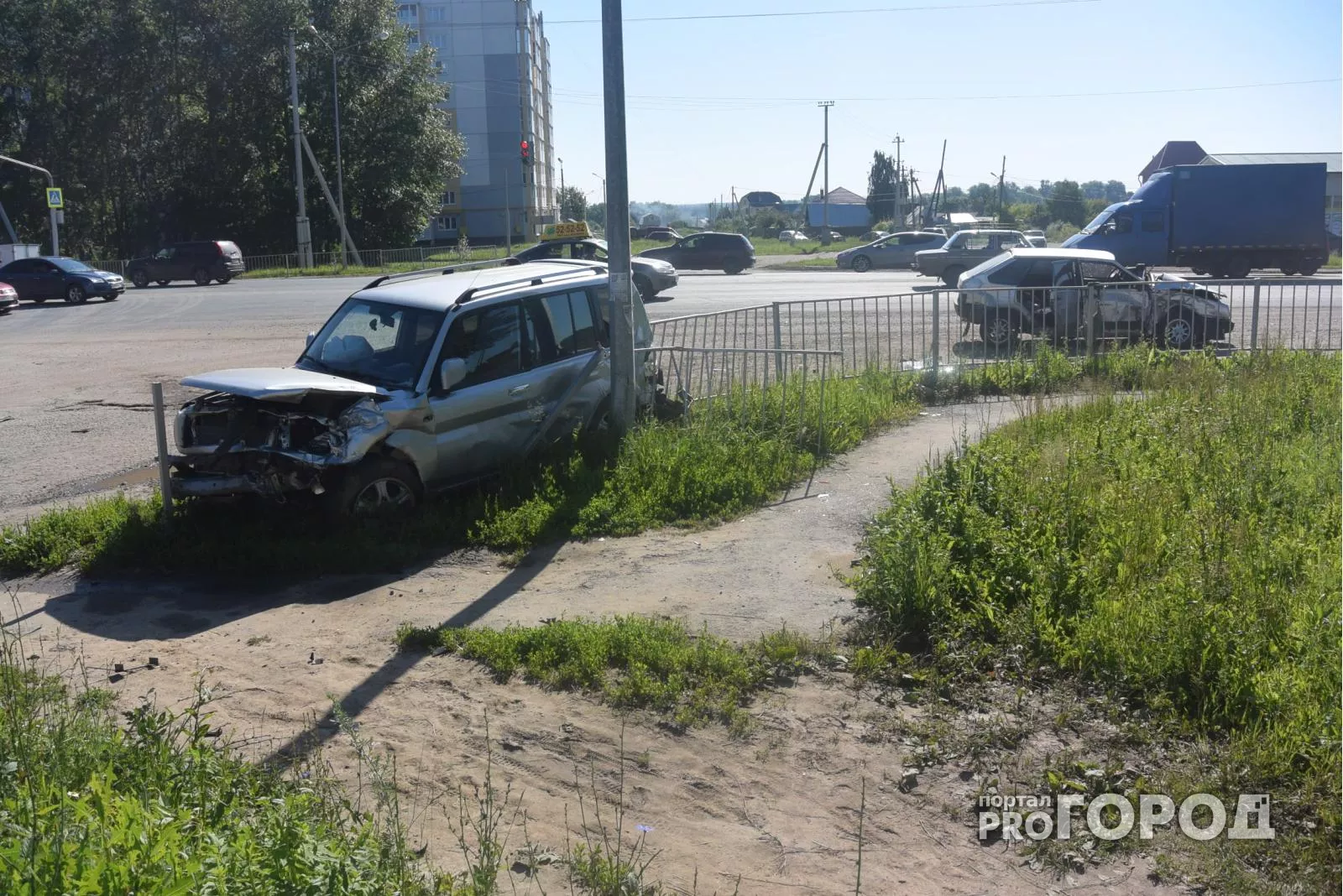 Фото к статье: В Чебоксарах на Канашском шоссе в ДТП пострадали две женщины