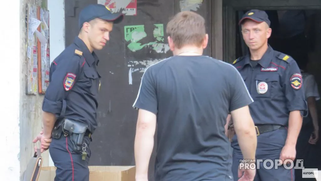 Фото к статье: В Шумерле ФСБ задержала безработного за разжигание межрелигиозной вражды