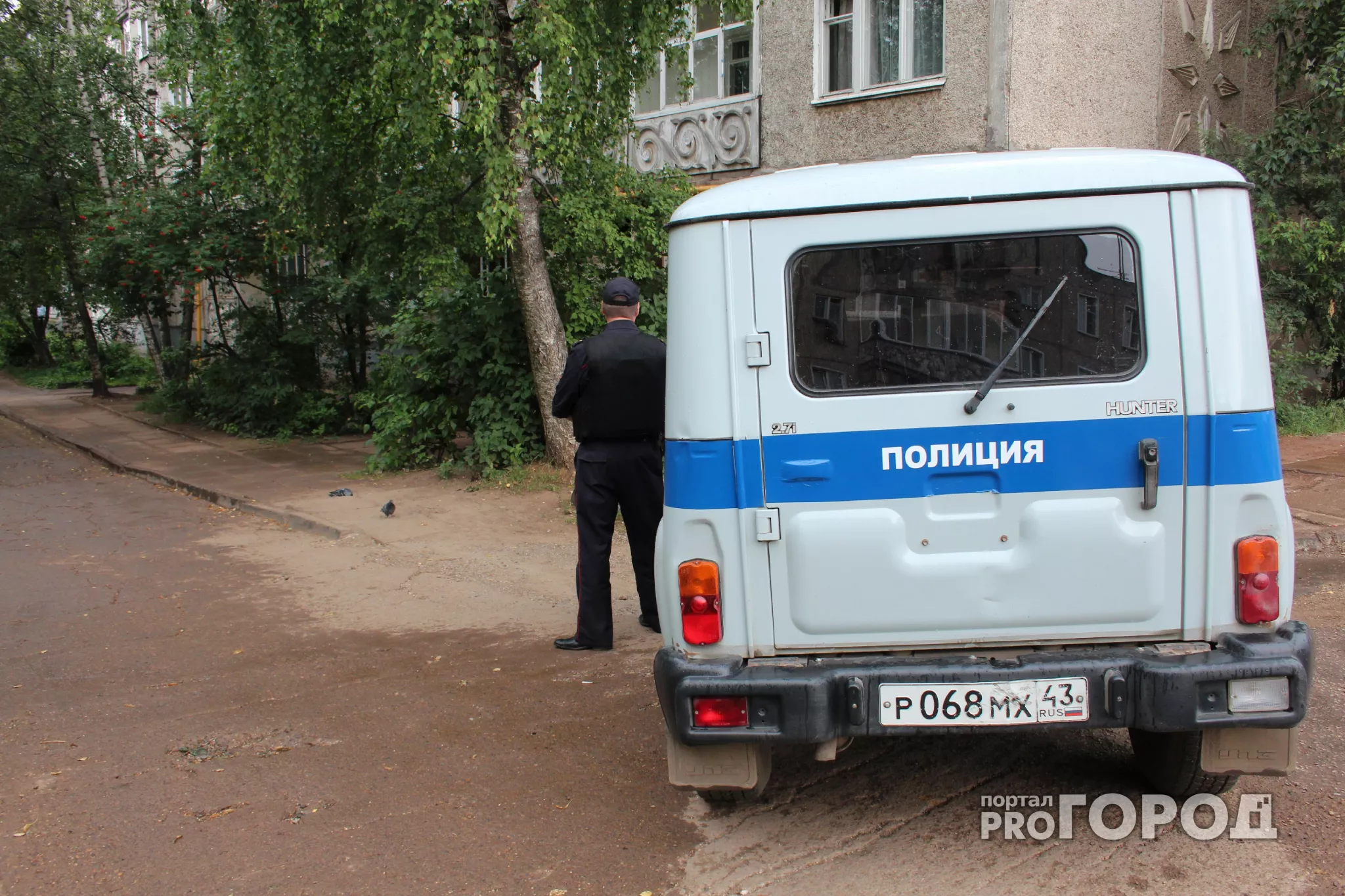Фото к статье: В Чебоксарах возле ночного клуба нашли труп мужчины
