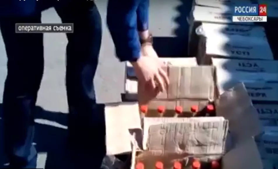 Фото к статье: В Алатыре нашли 40 ящиков подозрительной водки