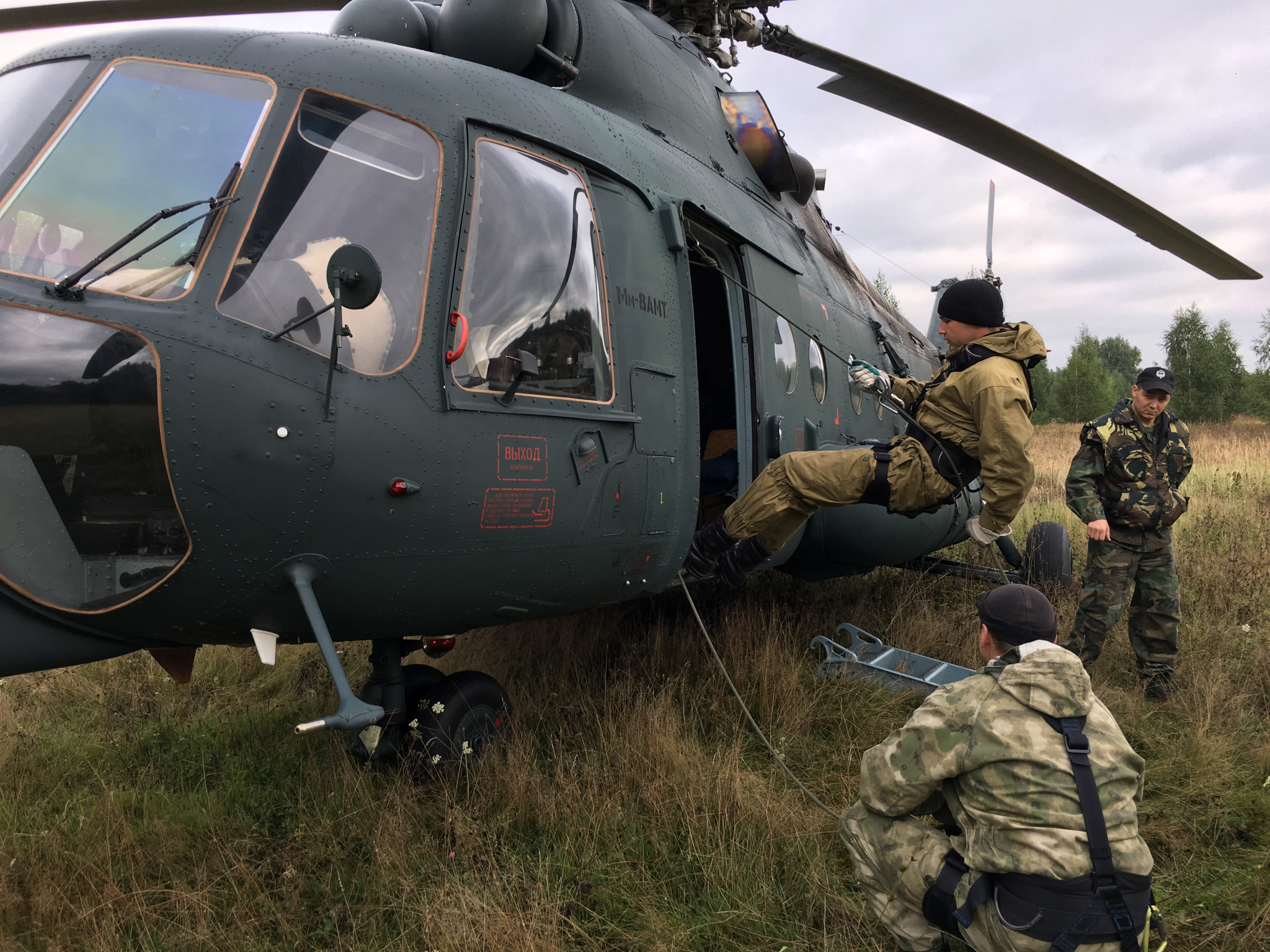Чувашский спецназ вылетел в Казань на отработку штурма с вертолета
