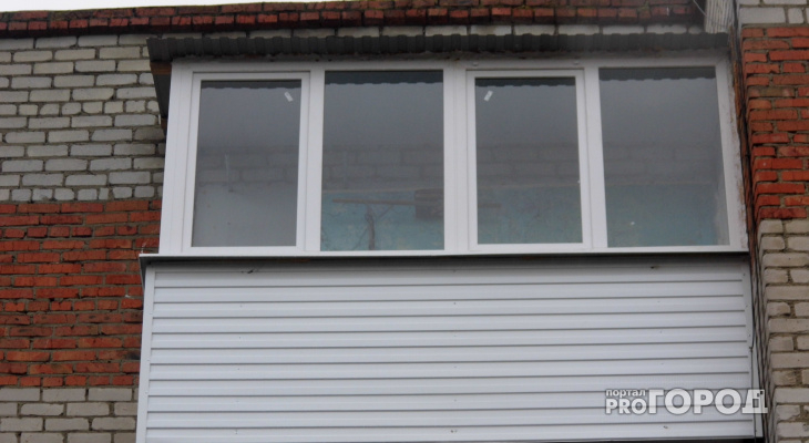 В Чебоксарах женщина попала в ловушку на собственном балконе