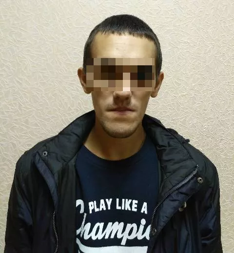 Фото к статье: Парня из Батыревского района, который стрелял по троллейбусу, заключили под стражу